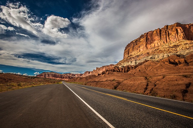 America Lodges for Scenic Road Trips