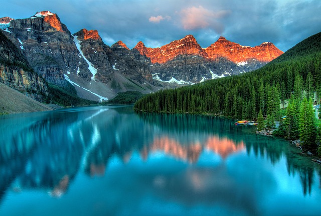 Canada Lodges Near Lakes and Forests