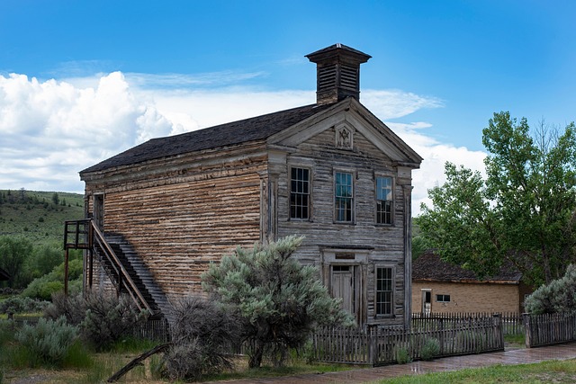 Montana Mountain Lodges for Nature Lovers