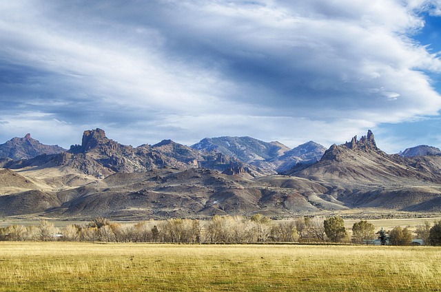 Wyoming Ranch Lodges for Western Escapes