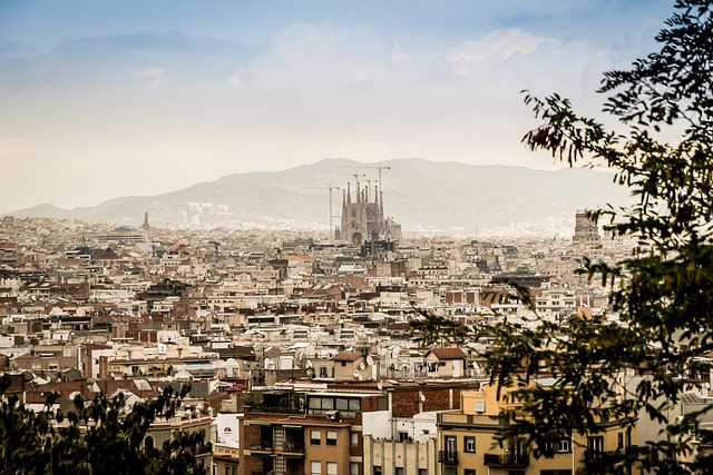Barcelona Homestays for City Life