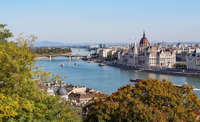 Budapest Homestays Near Danube Views