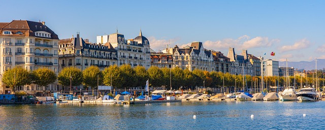 Geneva Lodges for Lakeside Rest