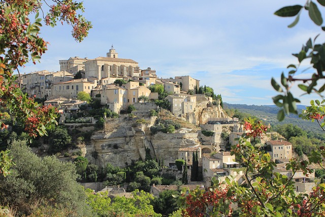 Provence Homestays for Village Days