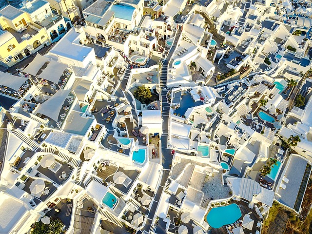 Santorini Resorts for Sunset Lovers