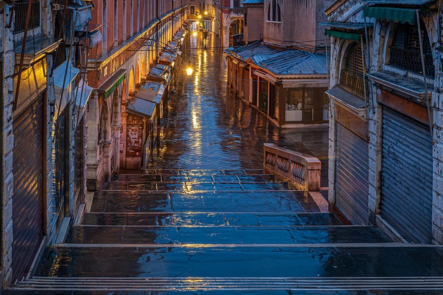 Venice Homestays Beside Quiet Canals