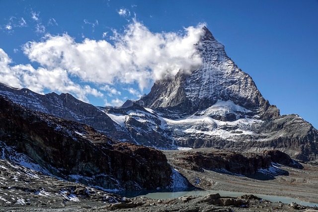 Zermatt Resorts for Alpine Days